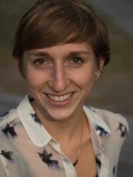 Anja Reiter is a freelance journalist since her Master’s degree.