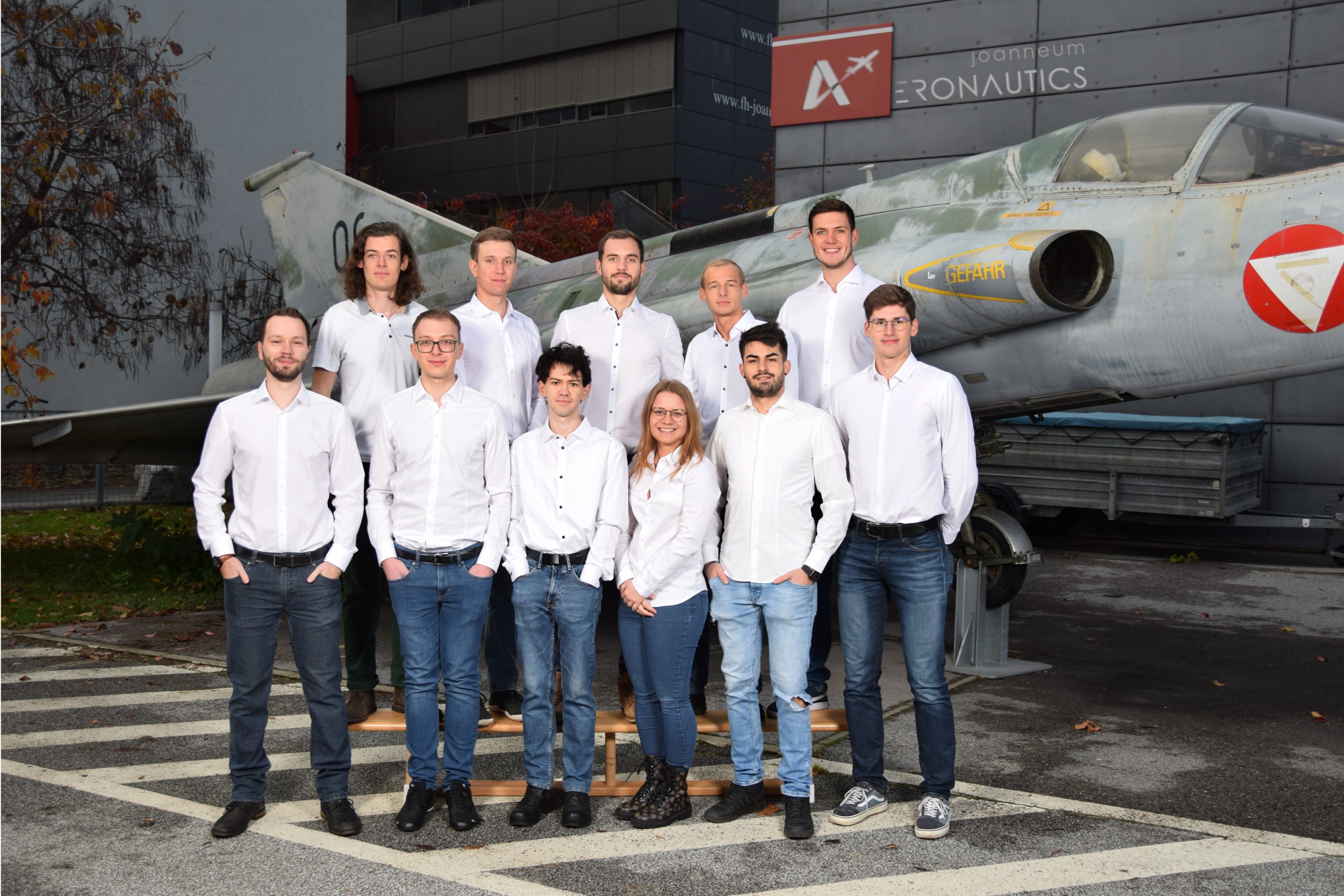 Unser Aerodynamis-Team mit Engineering Leader Steven Nittel und CAD Leader Luca Teufl.